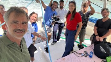 Beppe Convertini - Azzurro Storie di mare ph Press